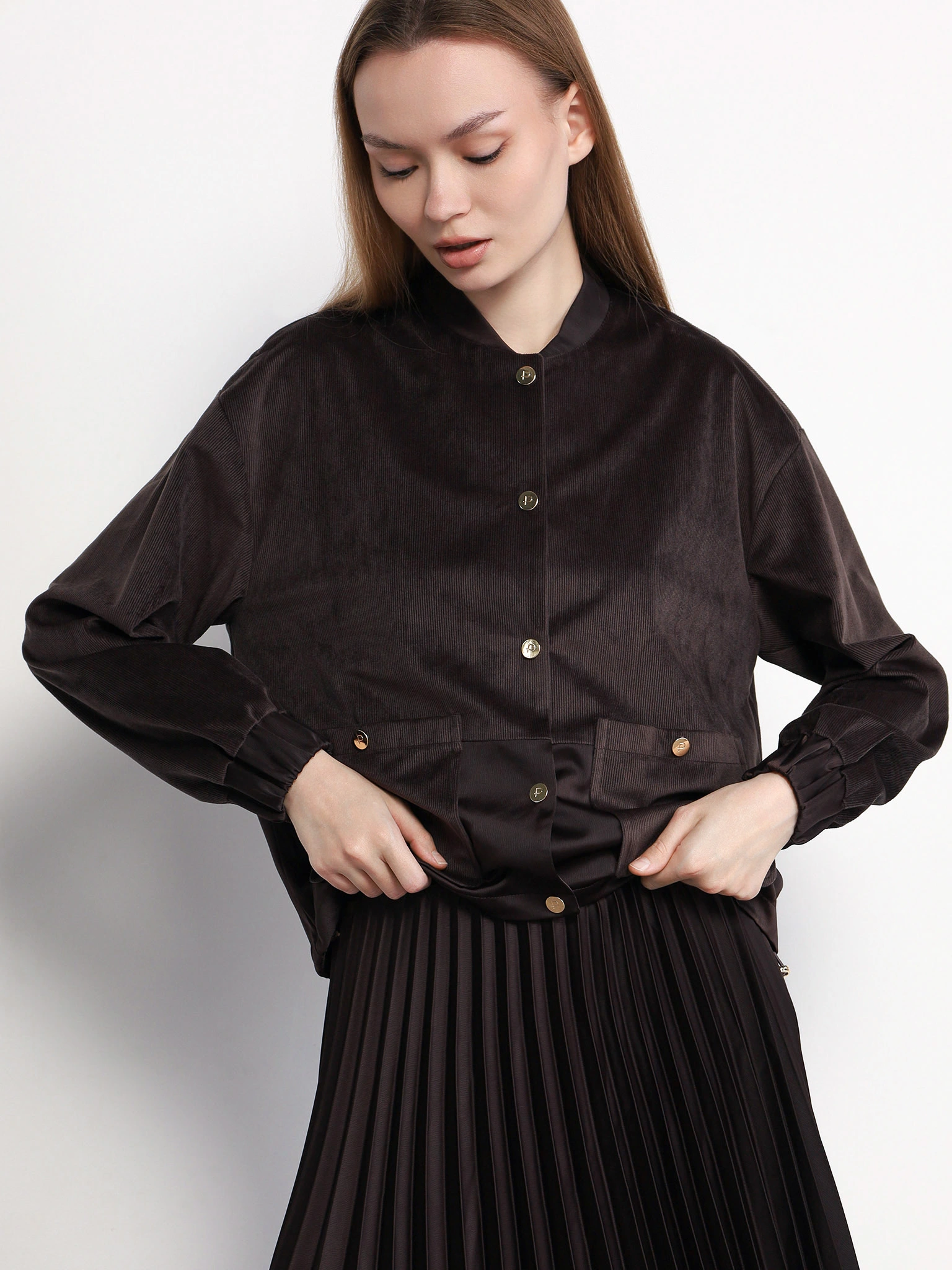 Жакет прямого кроя с кулиской по низу